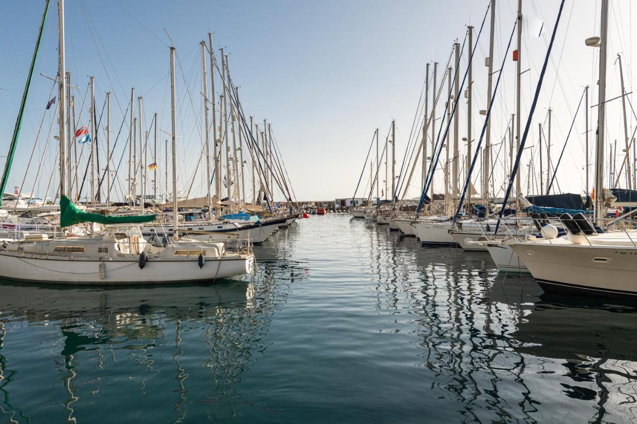 Stunning First Line Mogan Port - Gran Canaria * 莫甘海滩
